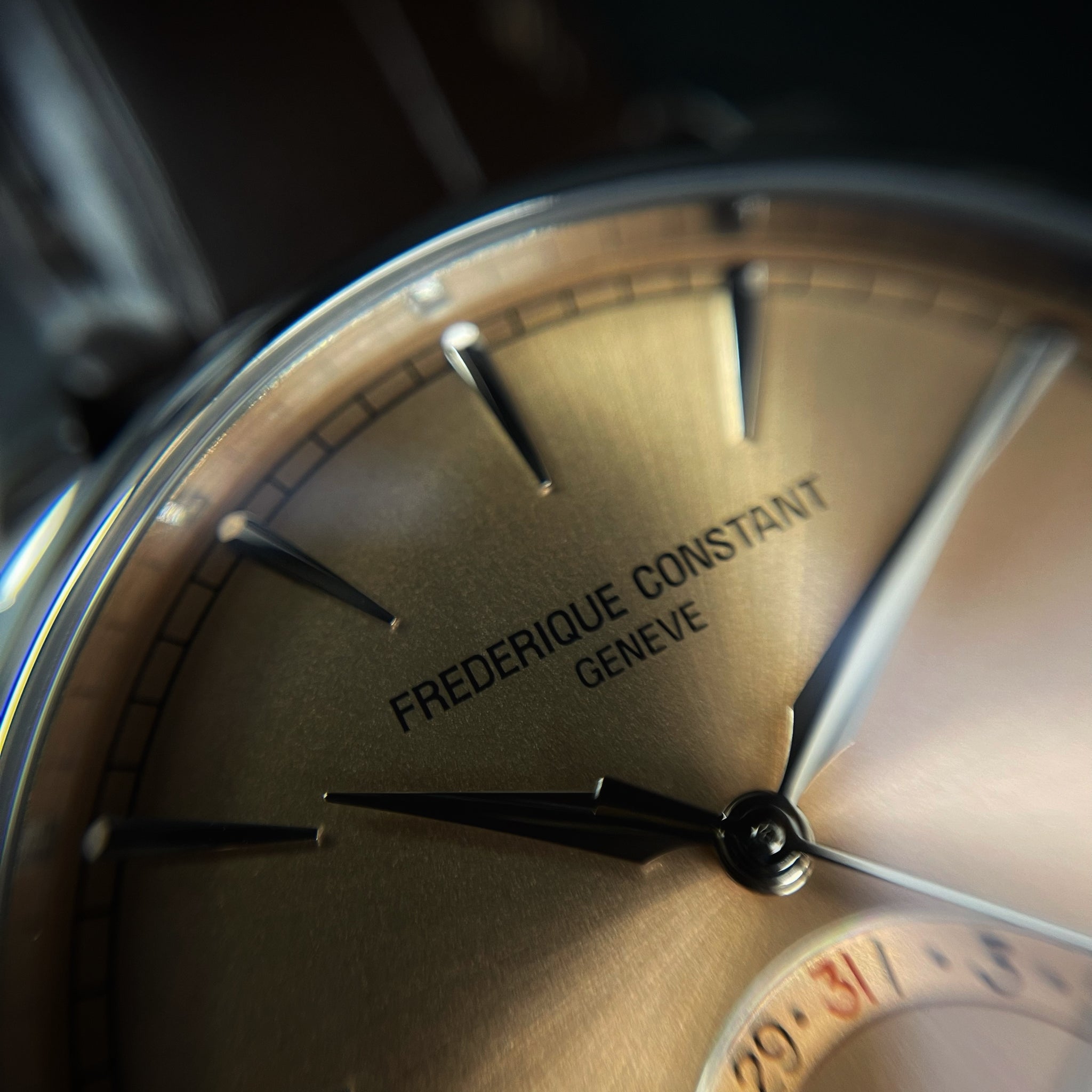 Frédérique Constant -CLASSIC DATE