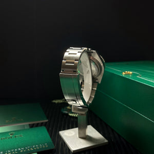 Rolex Submariner No Date 124060.
