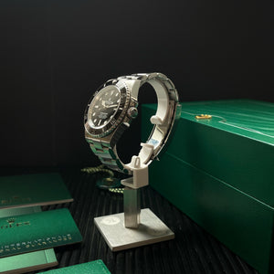 Rolex Submariner No Date 124060.