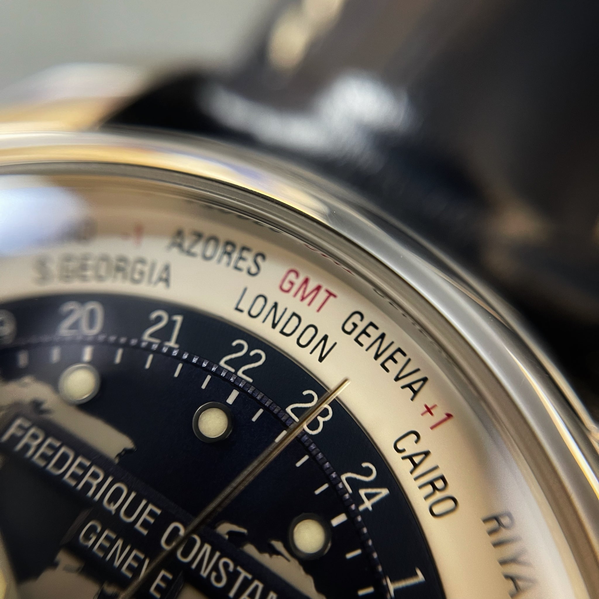 Frédérique Constant - Classic WorldTimer Edition Limited