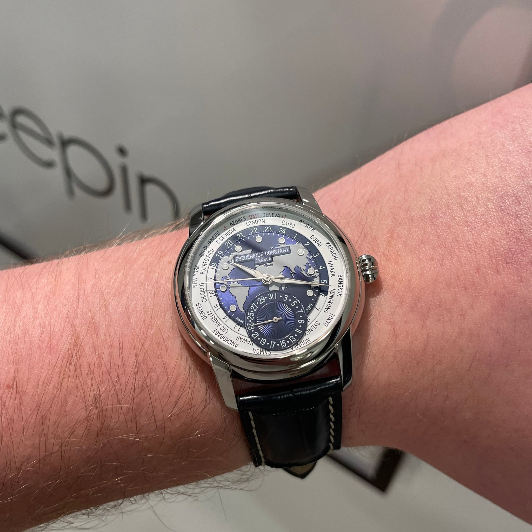 Frédérique Constant - Classic WorldTimer Edition Limited