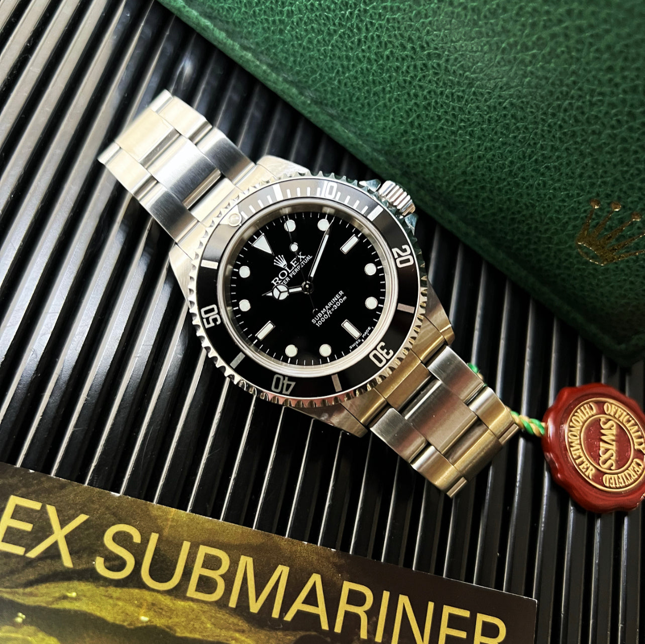 Rolex Submariner no-date 14060M-