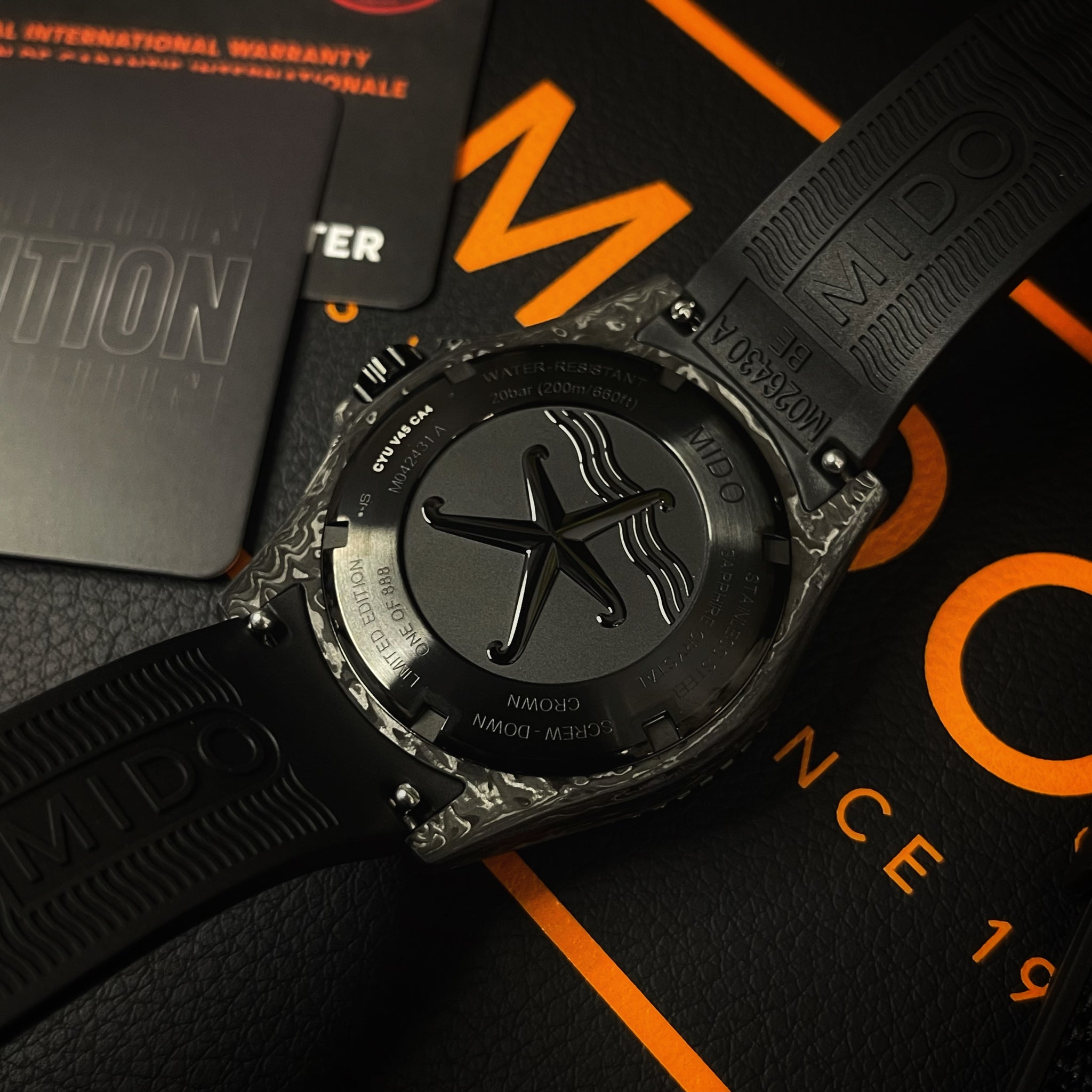 Mido - OCEAN STAR 200C CARBON EDITION LIMITED