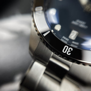 Oris
Montre suisse
Haute horlogerie
Précision automatique
Plongeuse
Design élégant
Performance
Étanchéité
Bracelet acier
Lunette en céramique
Verre saphir
Mouvement automatique
Réserve de marche
Qualité durable
Style sophistiqué
