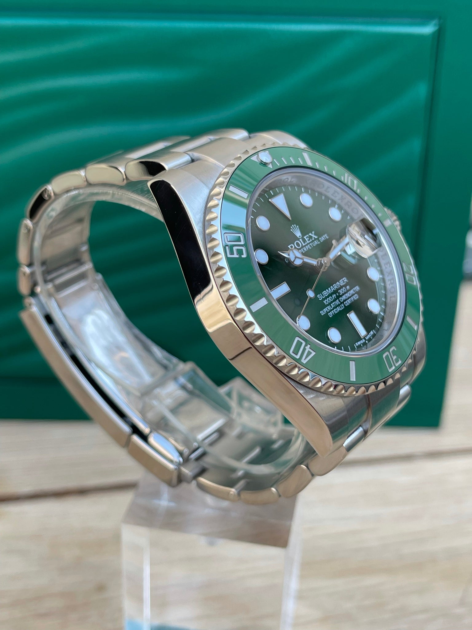 Rolex Submariner Date 116610LV..