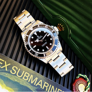 Rolex Submariner no-date 14060M-