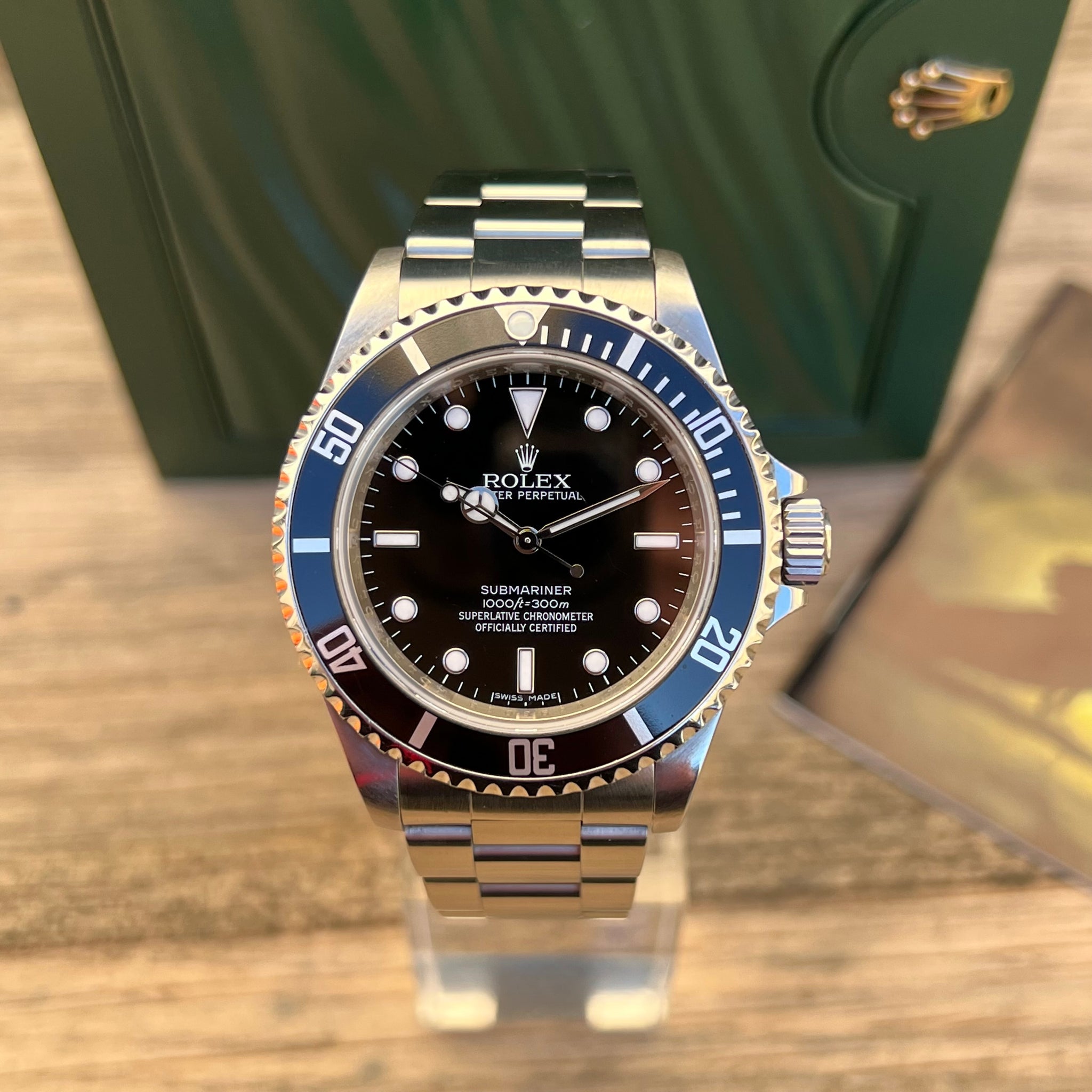 Rolex Submariner no-date 14060M Cosc-.