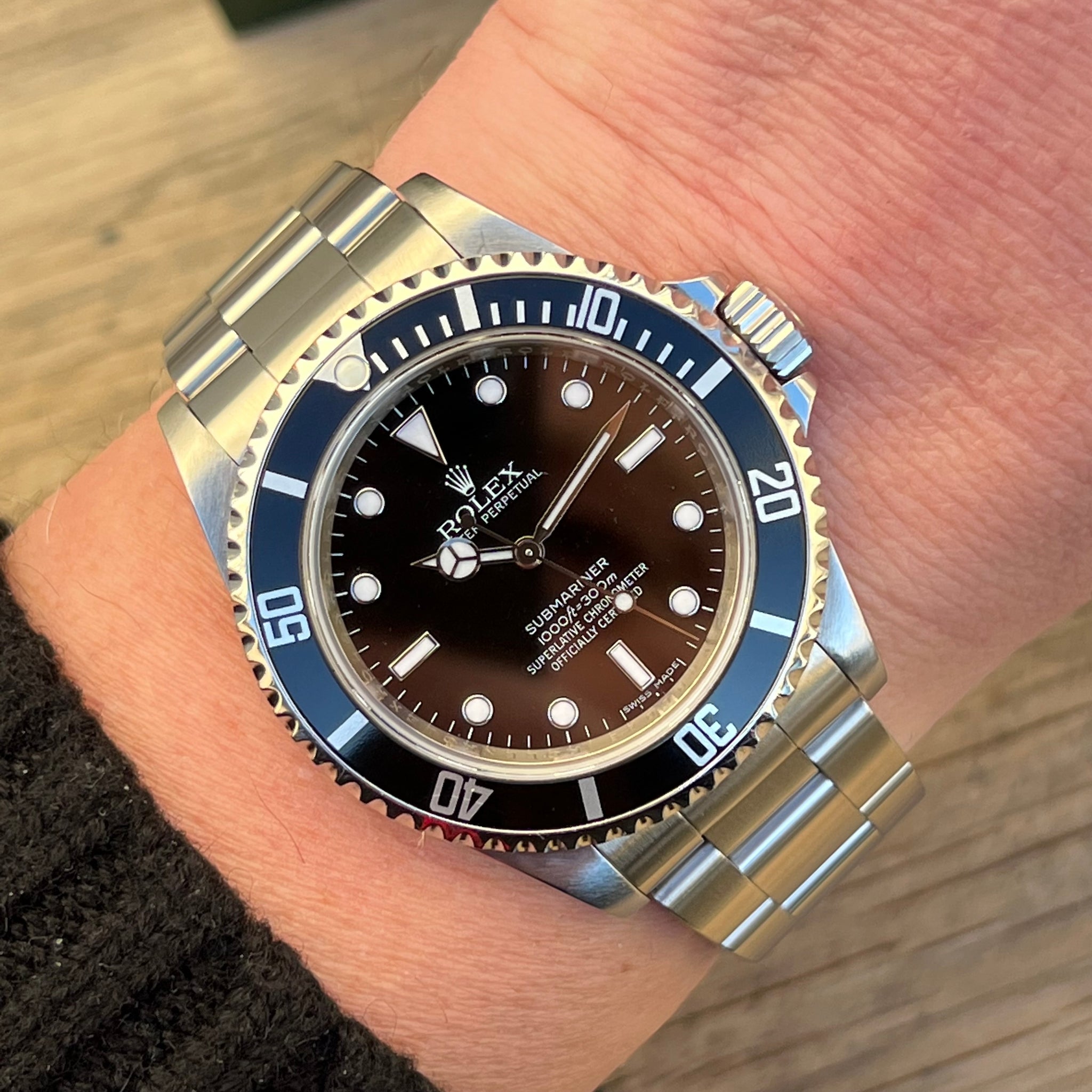 Rolex Submariner no-date 14060M Cosc-.