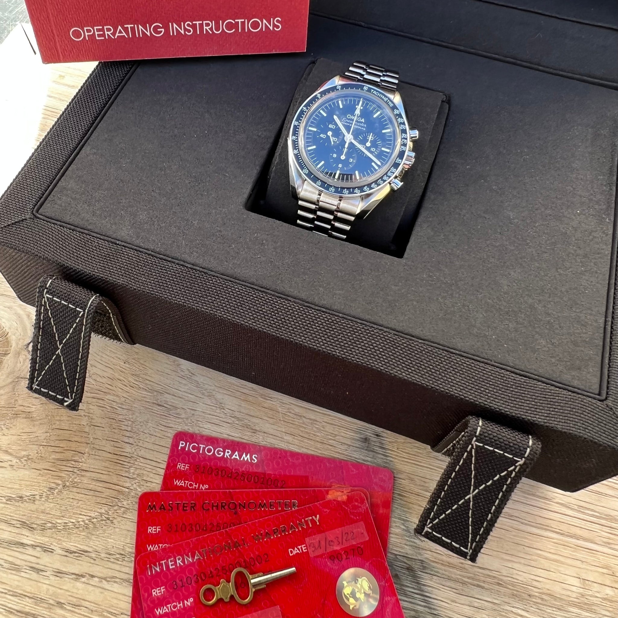 Omega Speedmaster Professional Co-Axial-.