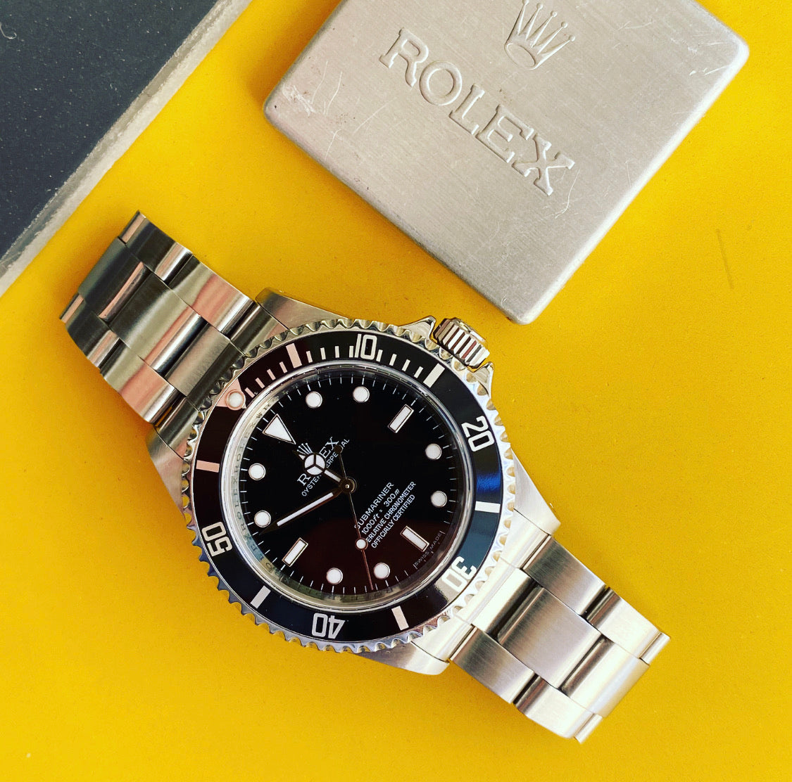 Rolex Submariner no-date 14060M.
