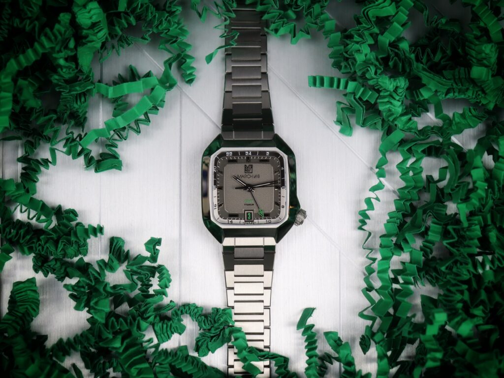 March LA.B AM2 Slim GMT Titane “Millésime Mars 2025” : Une édition exclusive pour les passionnés d’horlogerie