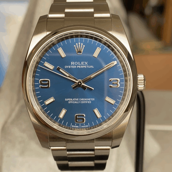 Rolex Oyster Perpetual 114200.
