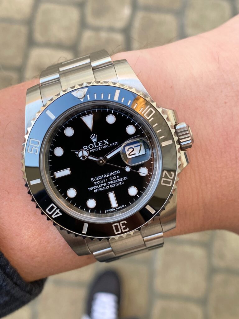 Rolex Submariner Date 116610LN-.