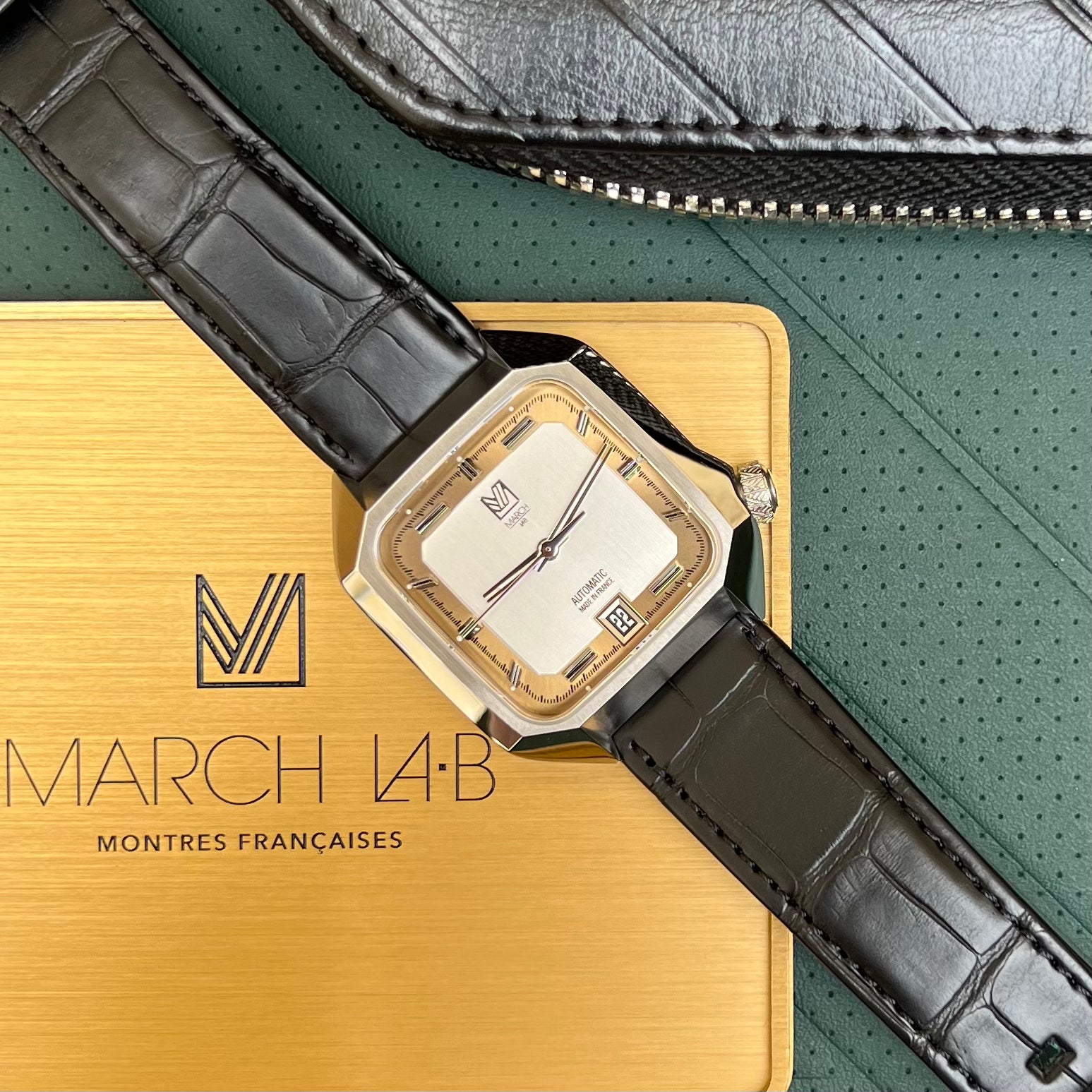March Lab – Am2 Slim Shelter March Lab – Am2 Slim Shelter