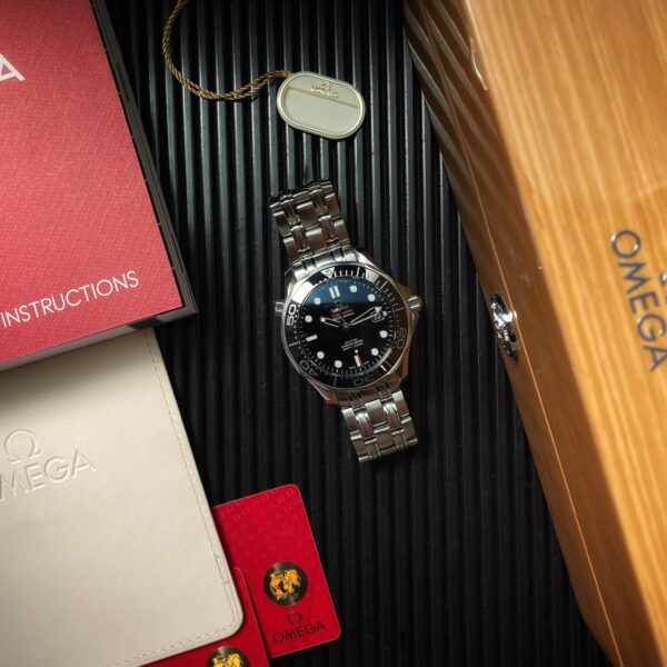 Omega Seamaster Diver 300