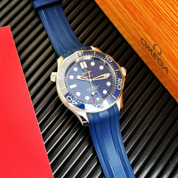Omega seamaster Diver 300