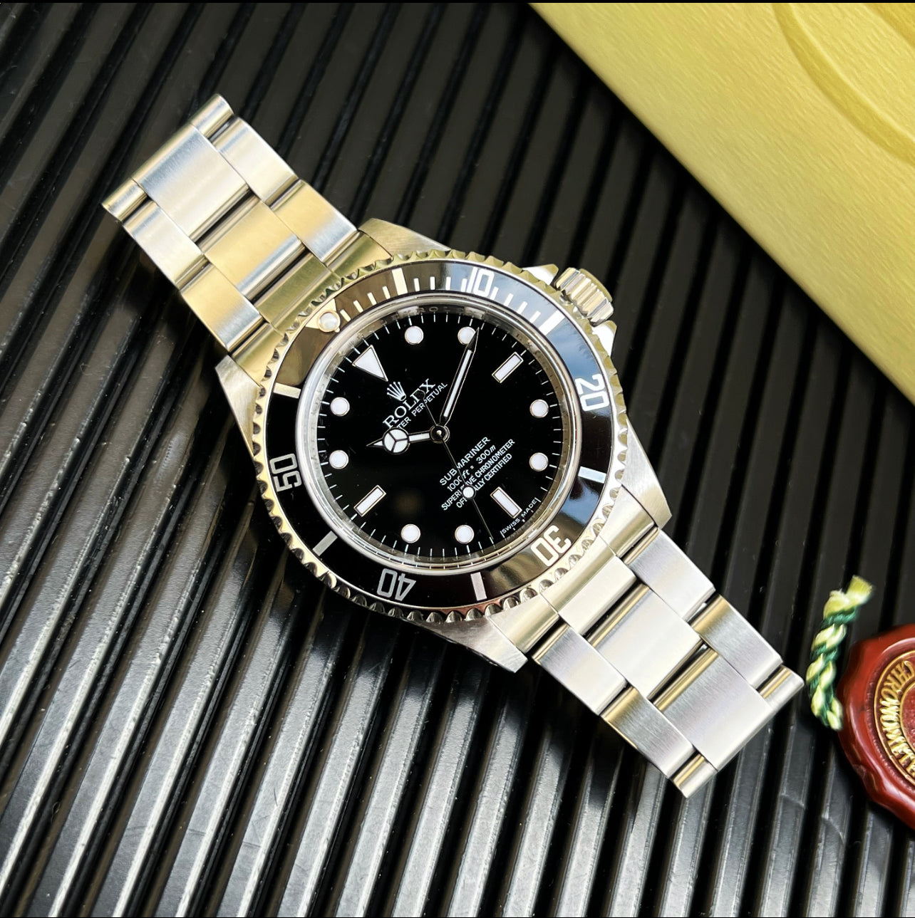 Rolex Submariner no-date 14060M Cosc-