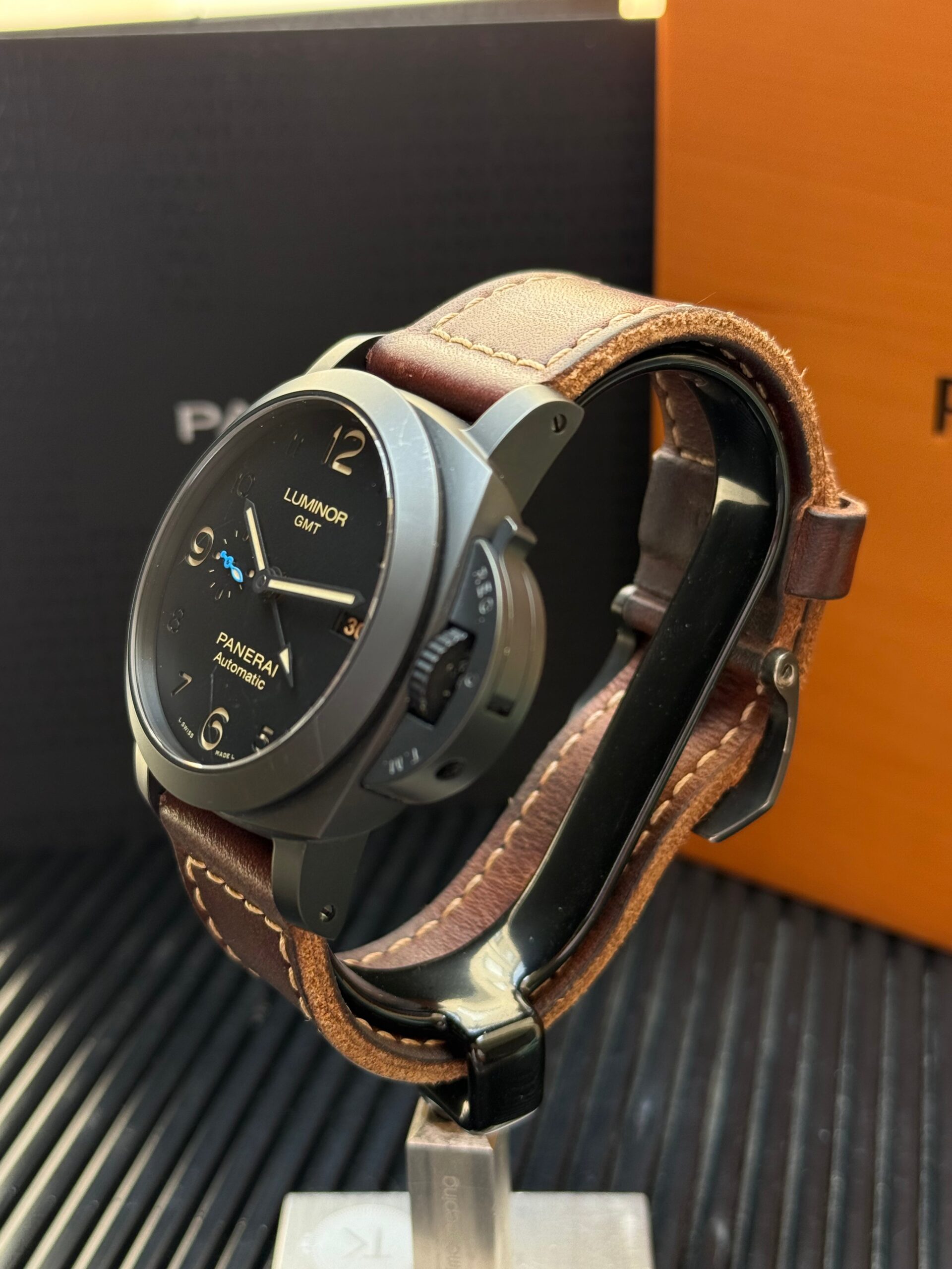 Panerai Luminor GMT