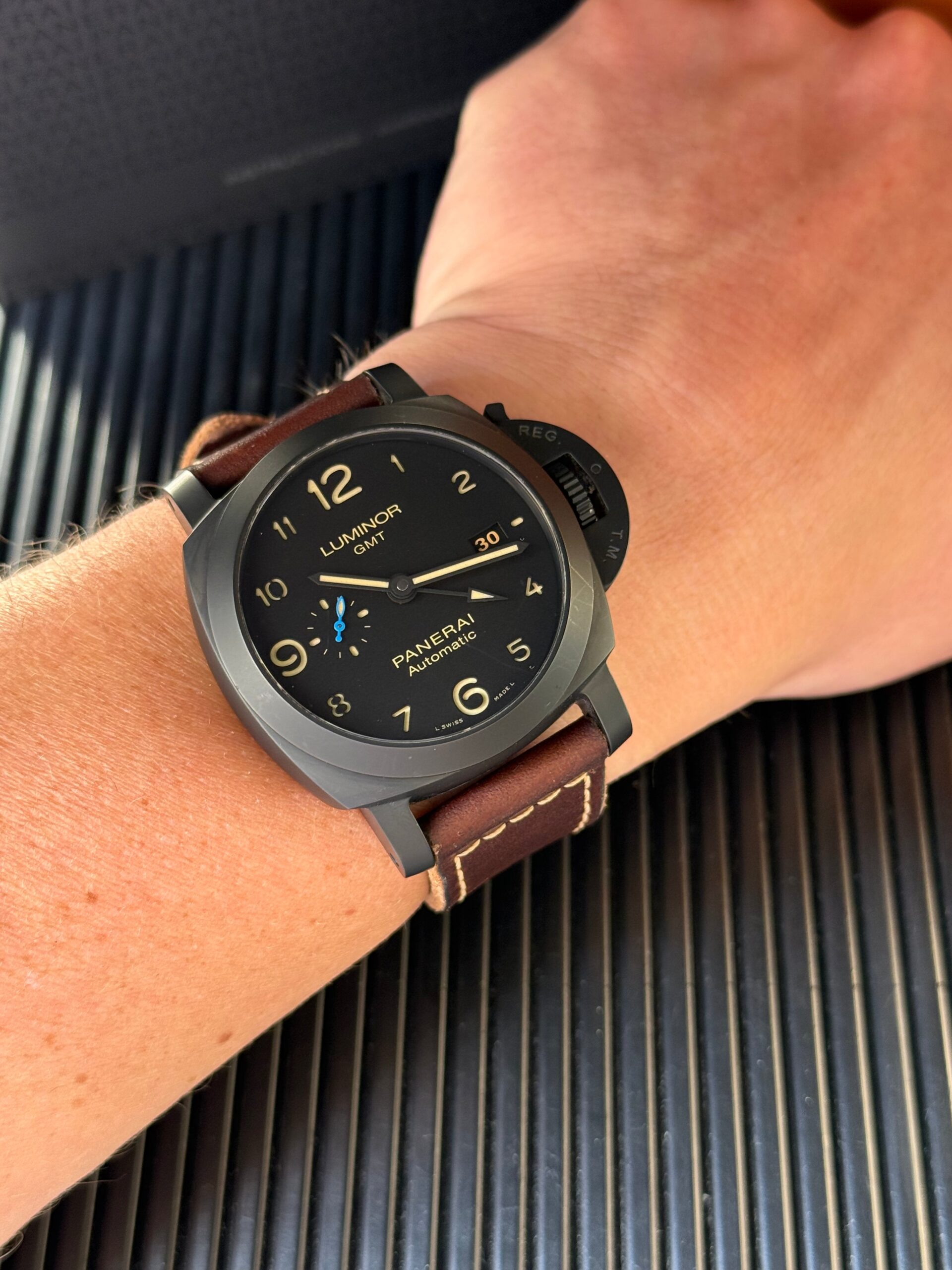 Panerai Luminor GMT