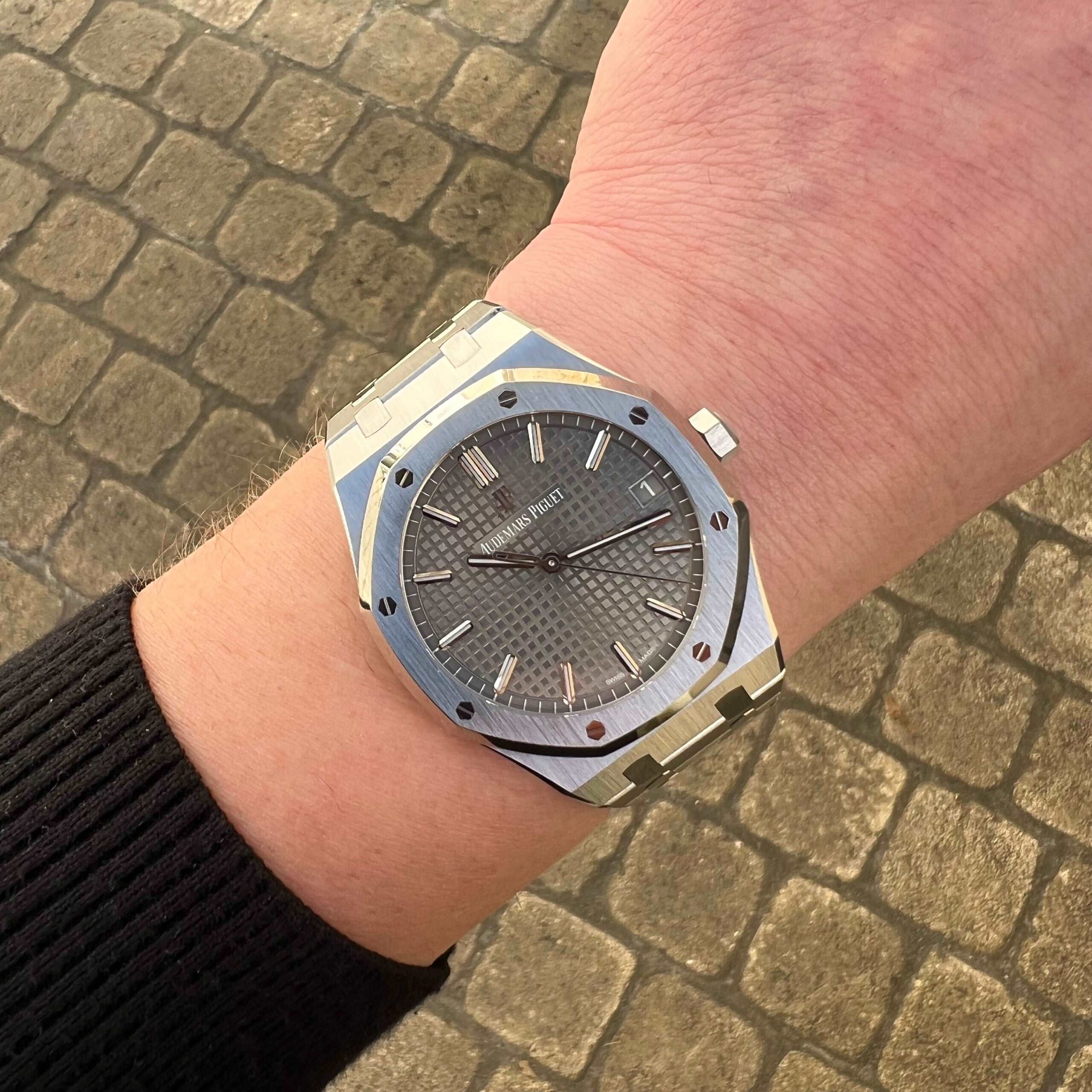 Audemars Piguet Royal Oak 15500ST-.