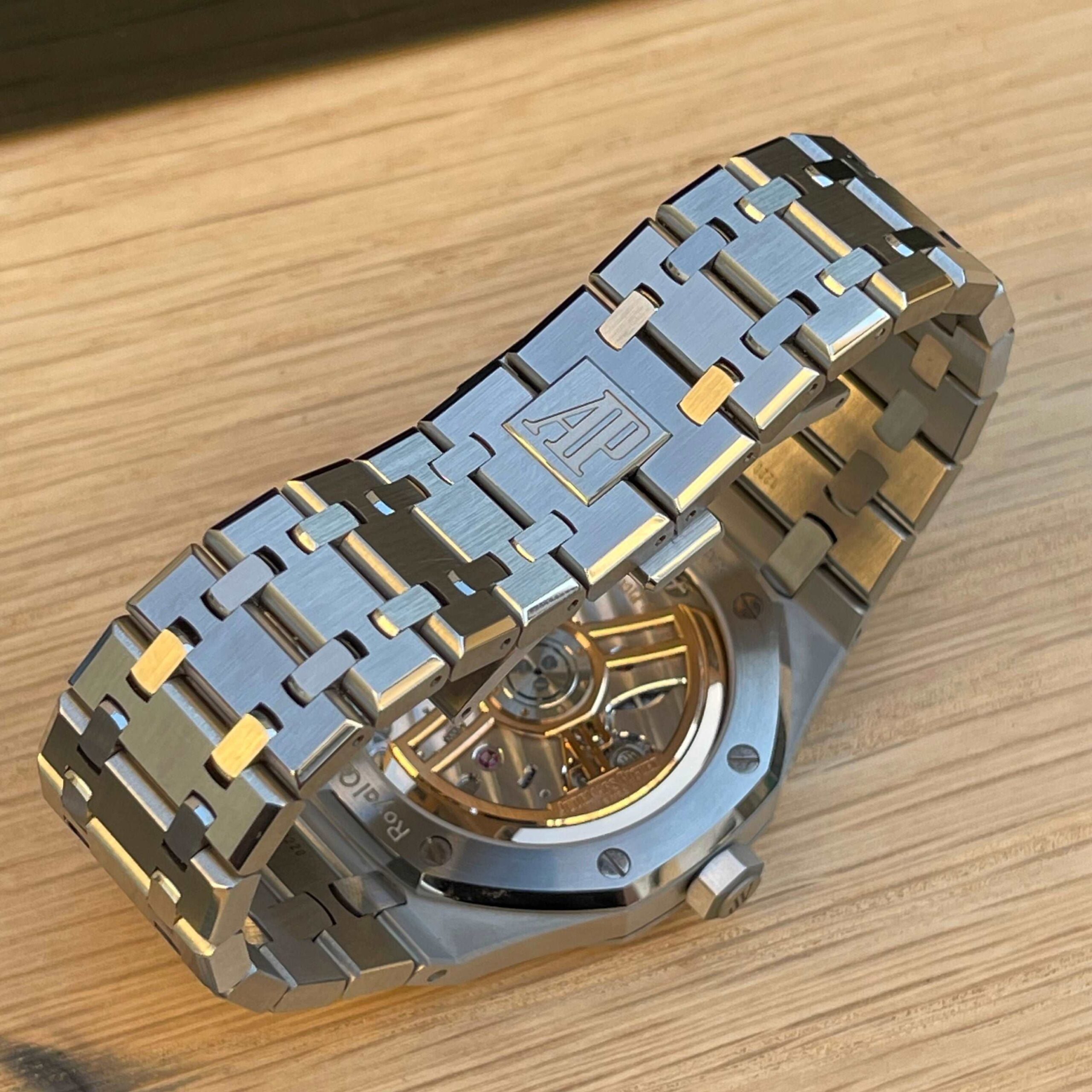 Audemars Piguet Royal Oak 15500ST-.