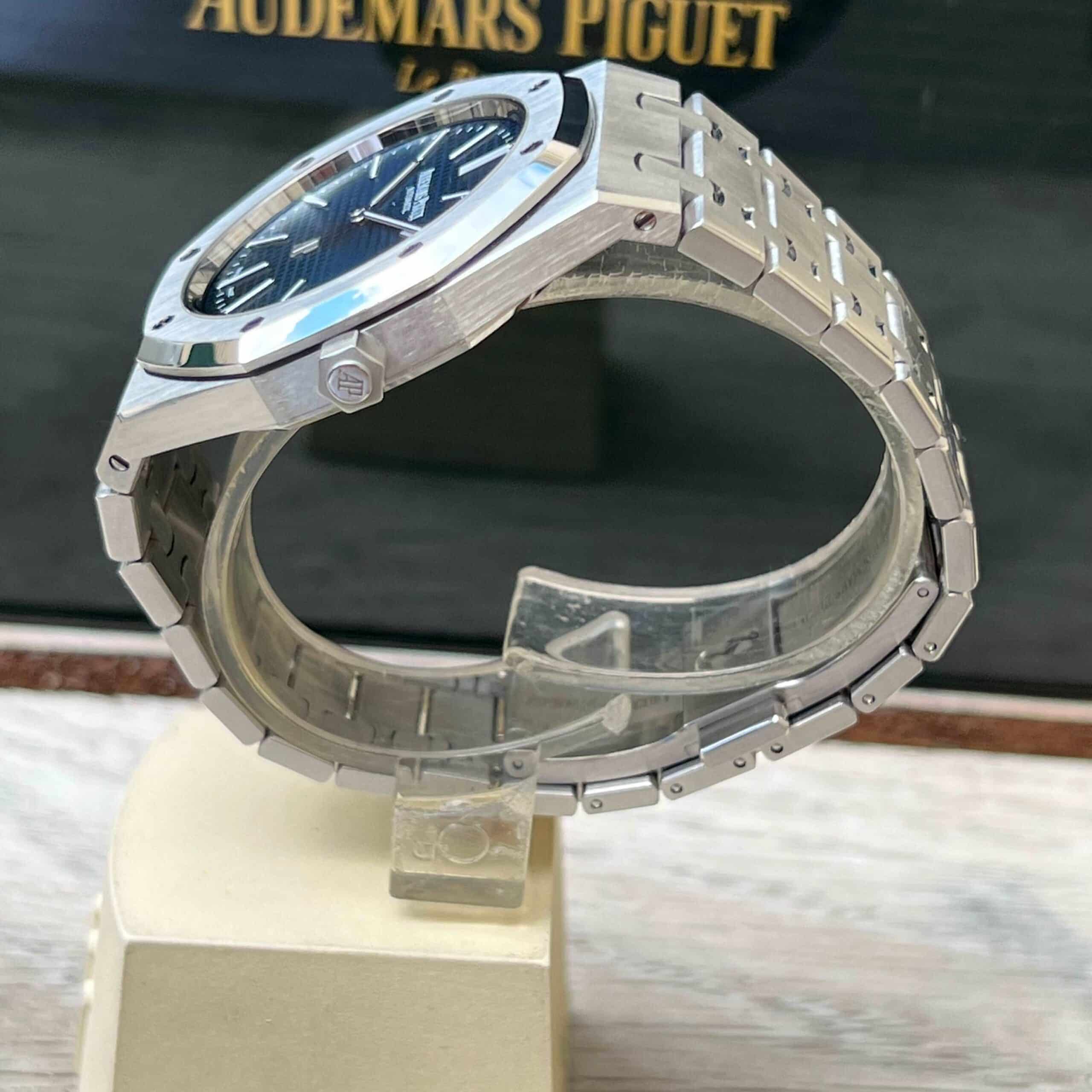 Audemars Piguet Royal Oak 15202ST- Audemars Piguet Royal Oak 15202ST-.
