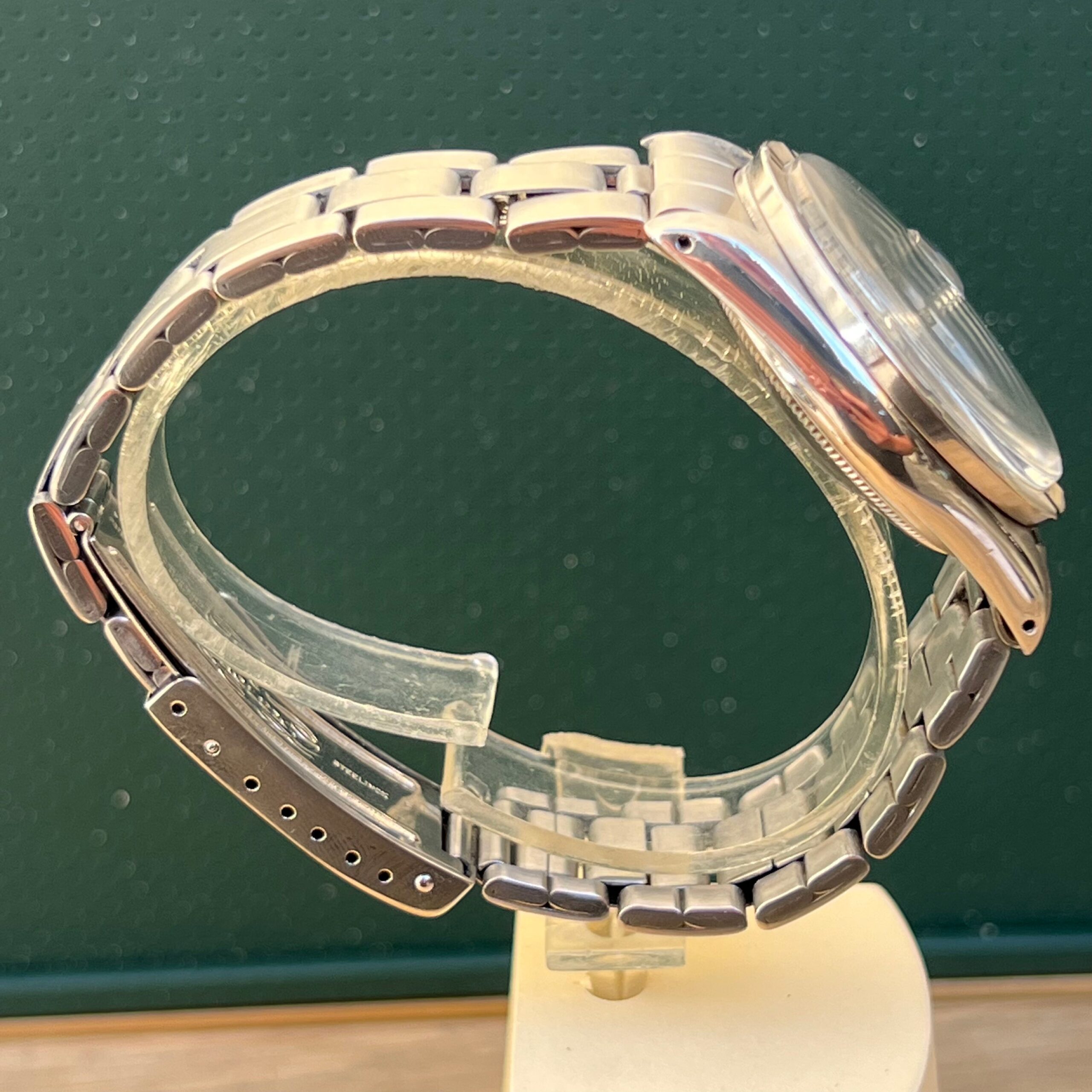 Rolex oyster Date 15010.