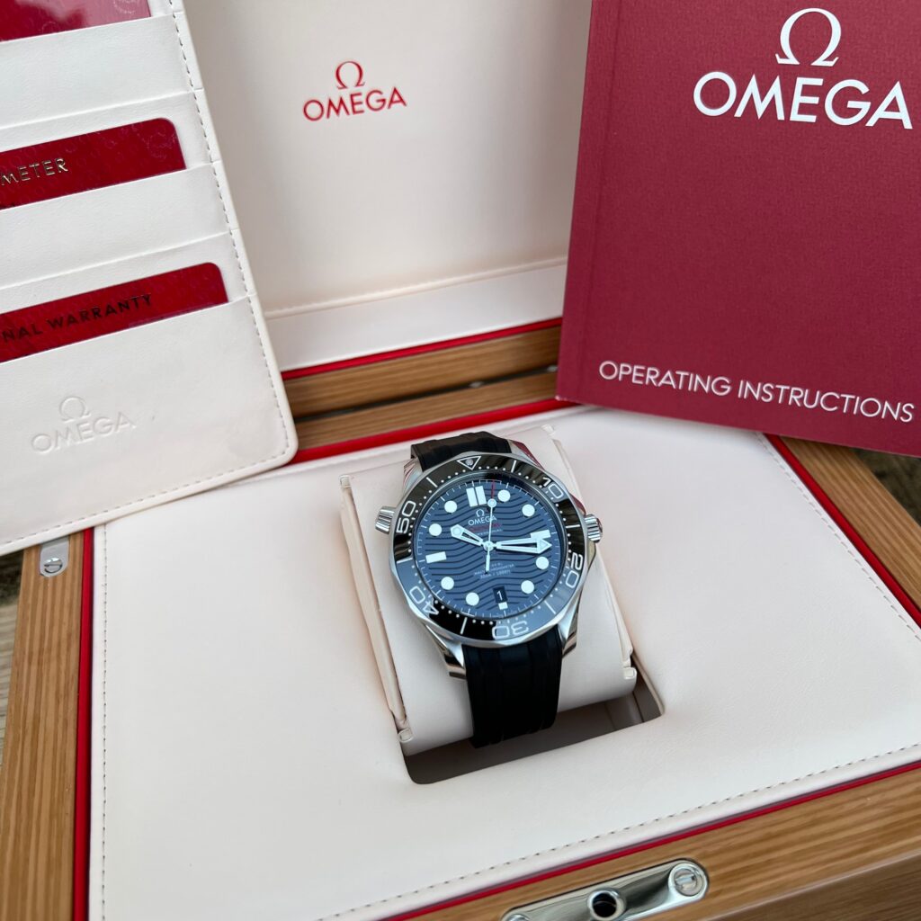 Omega seamaster Diver 300-.
