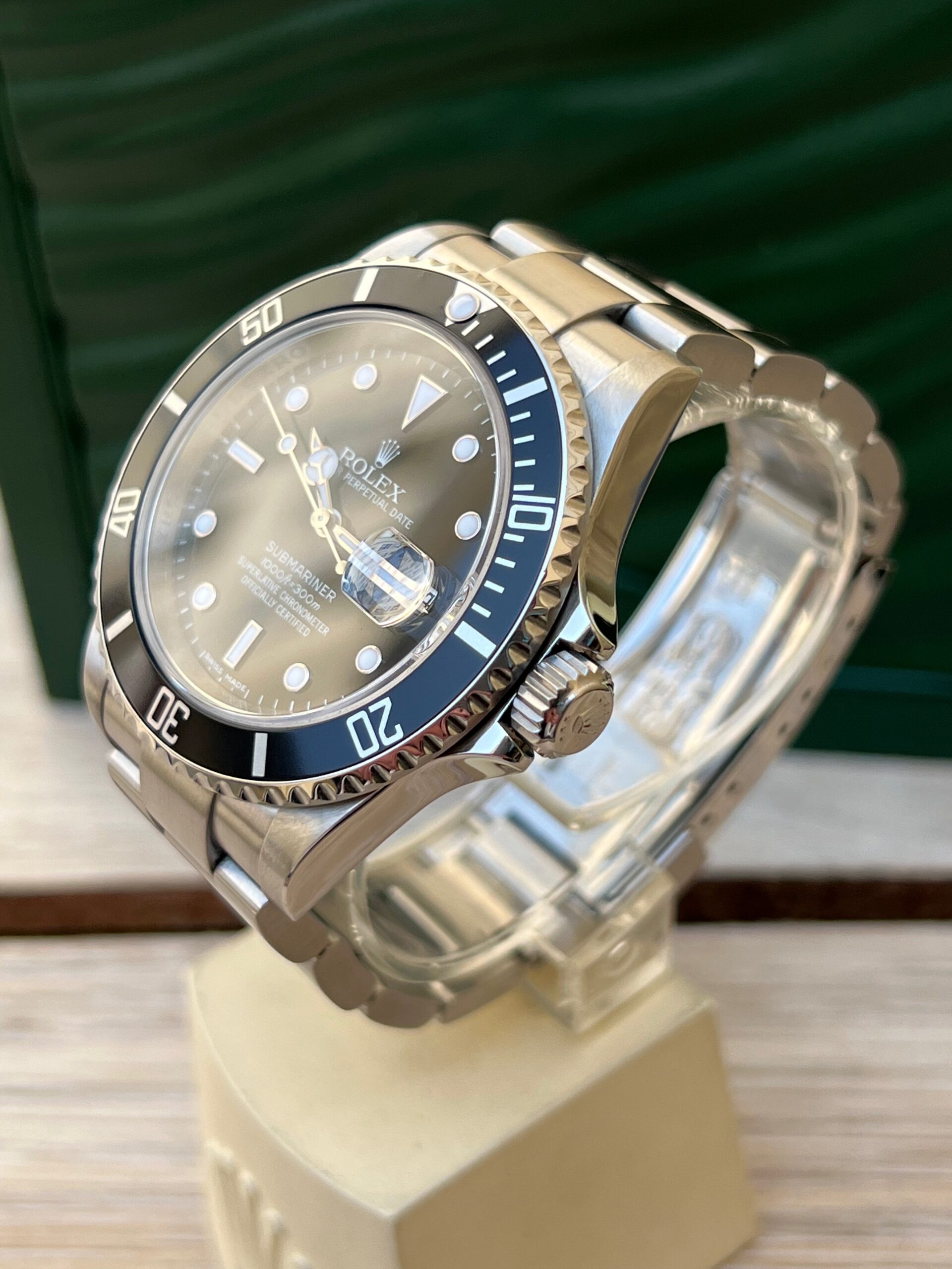 Rolex Submariner Date ref 16610 RRR-.
