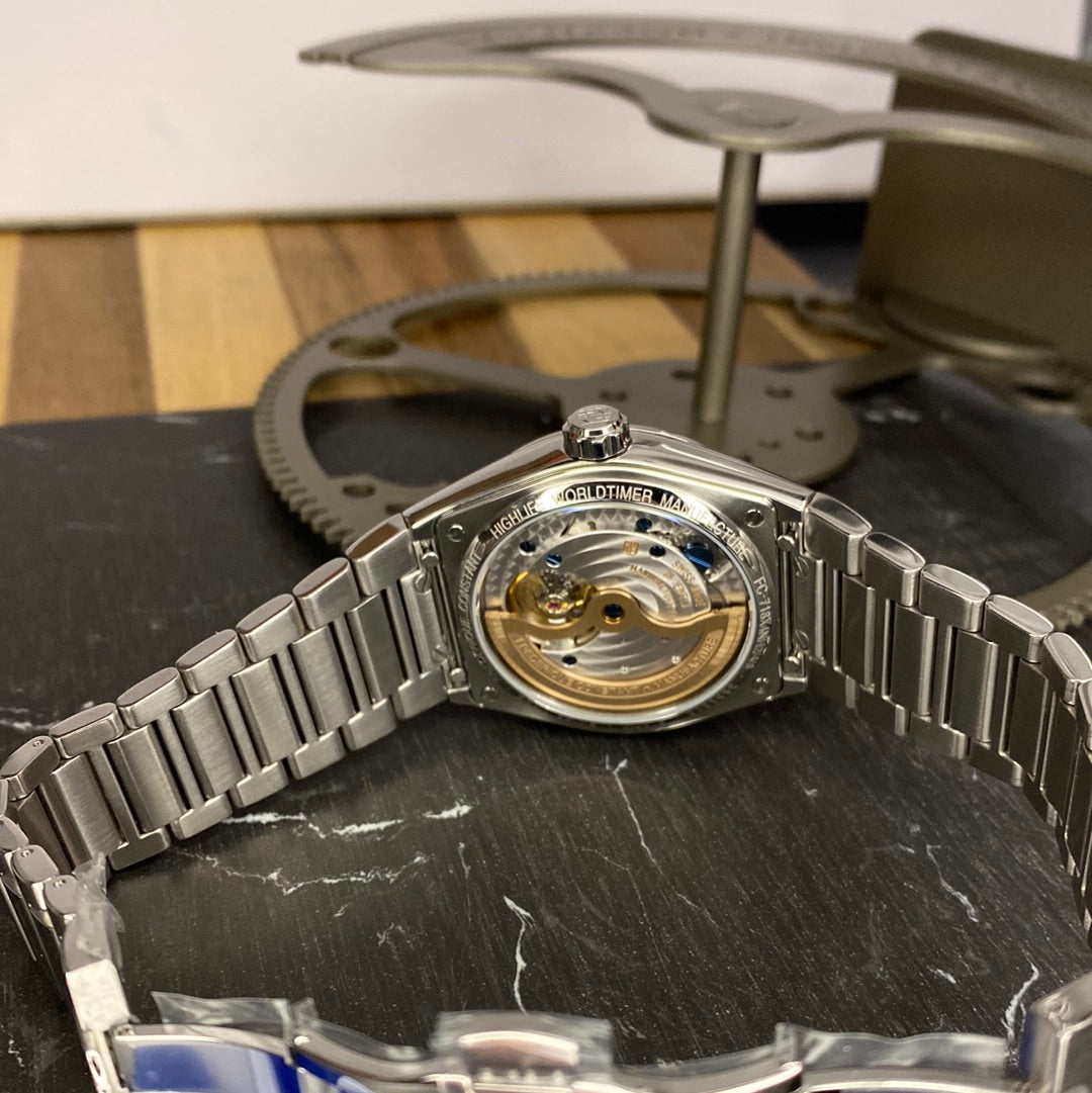 FREDERIQUE CONSTANT – Highlife WorldTimer