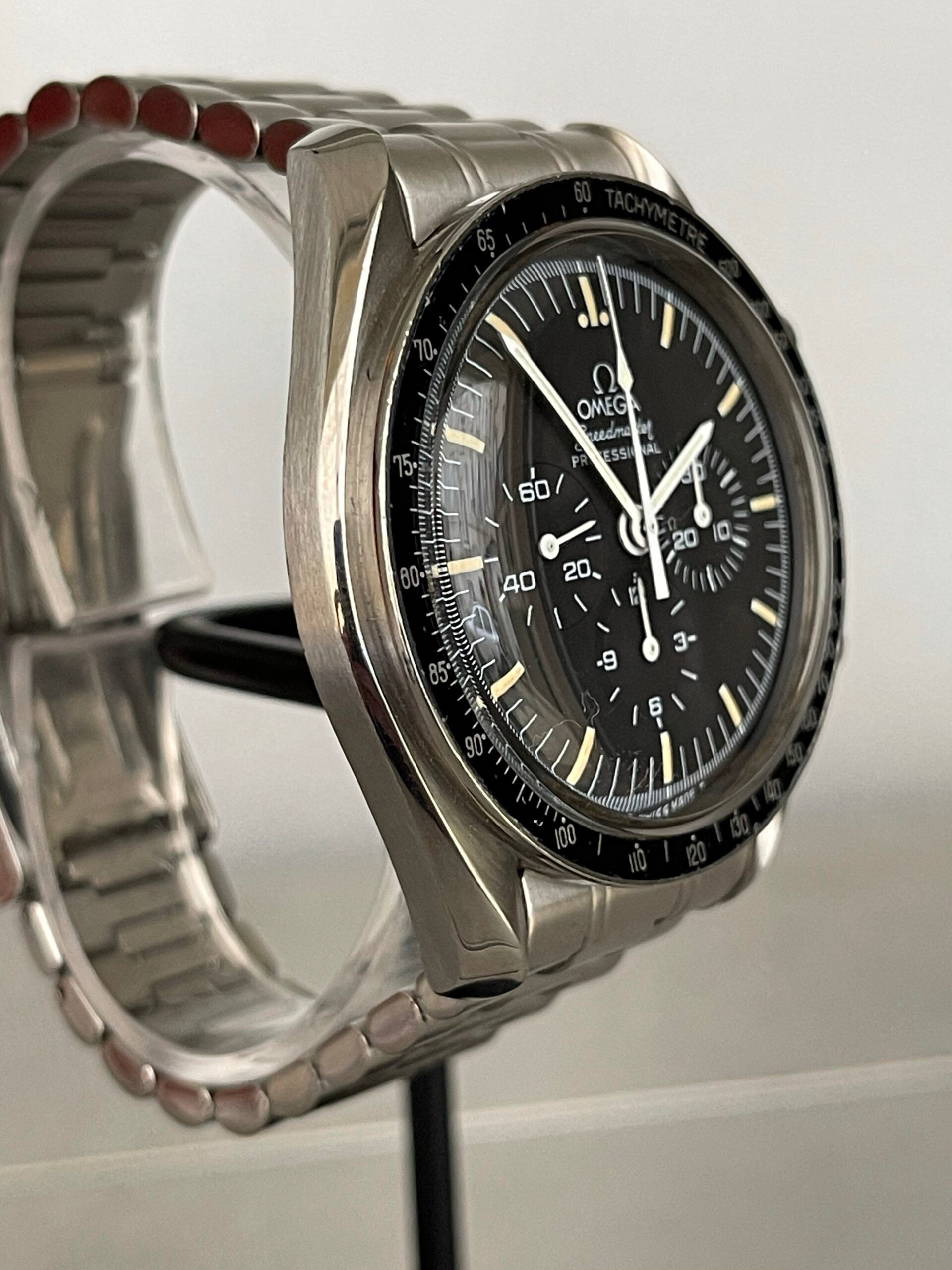 Omega Speedmaster Moonwatch -.