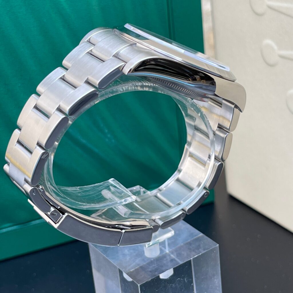 Rolex Explorer 39mm..