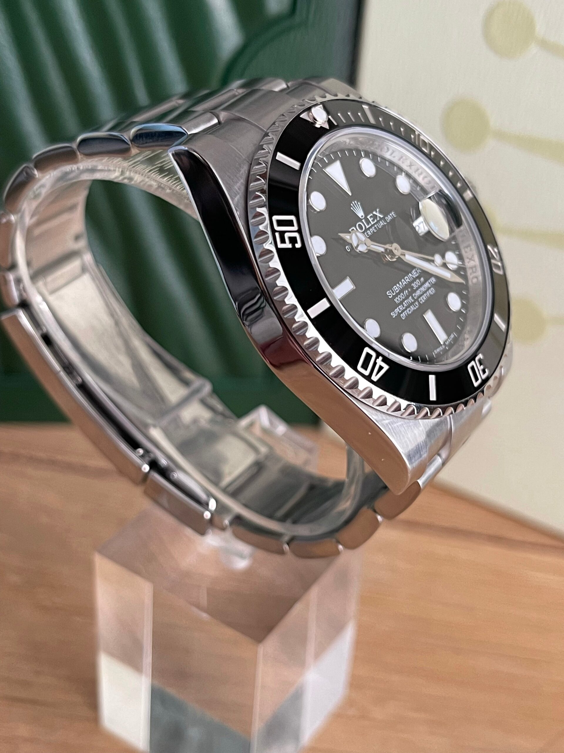 Rolex Submariner Date 116610LN-.