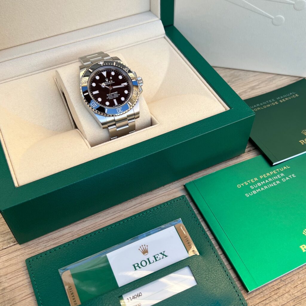 Rolex Submariner No Date 114060..