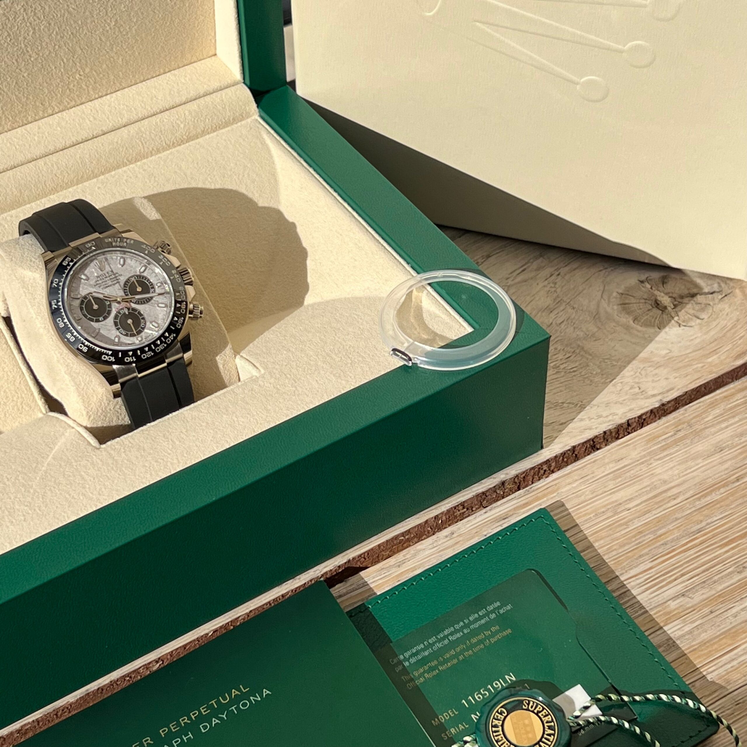 Rolex Daytona ref 116519-LN.