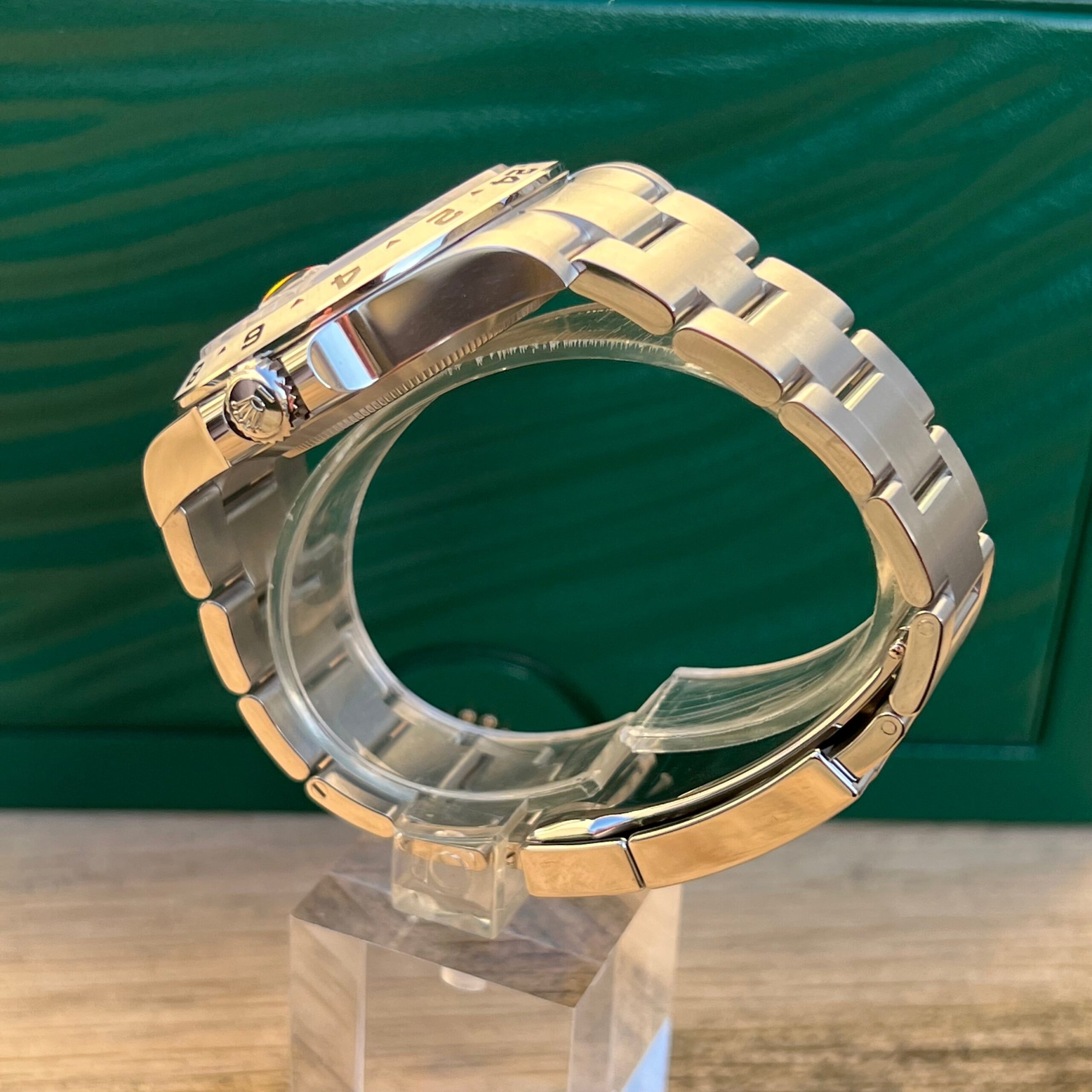 Rolex Explorer II 226570-.