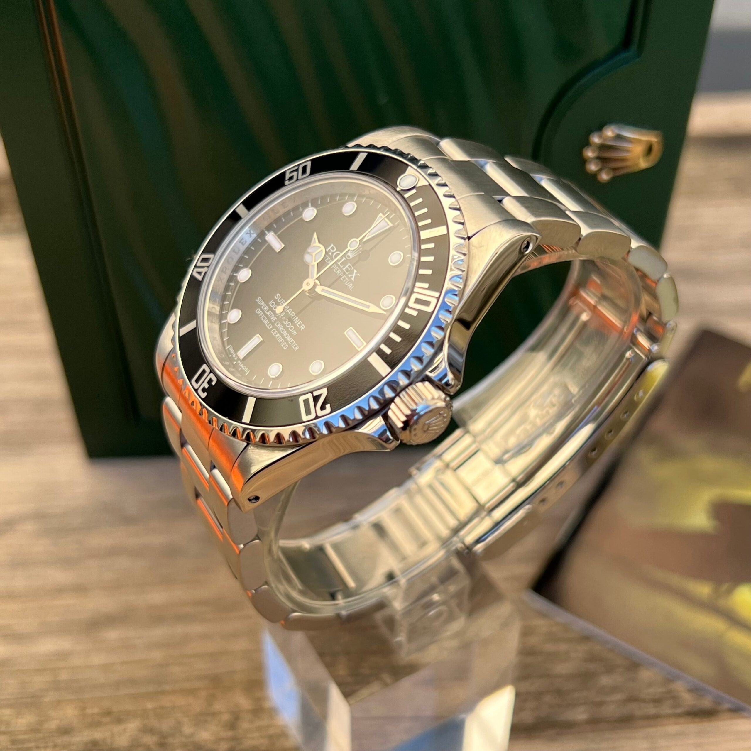 Rolex Submariner no-date 14060M Cosc-.