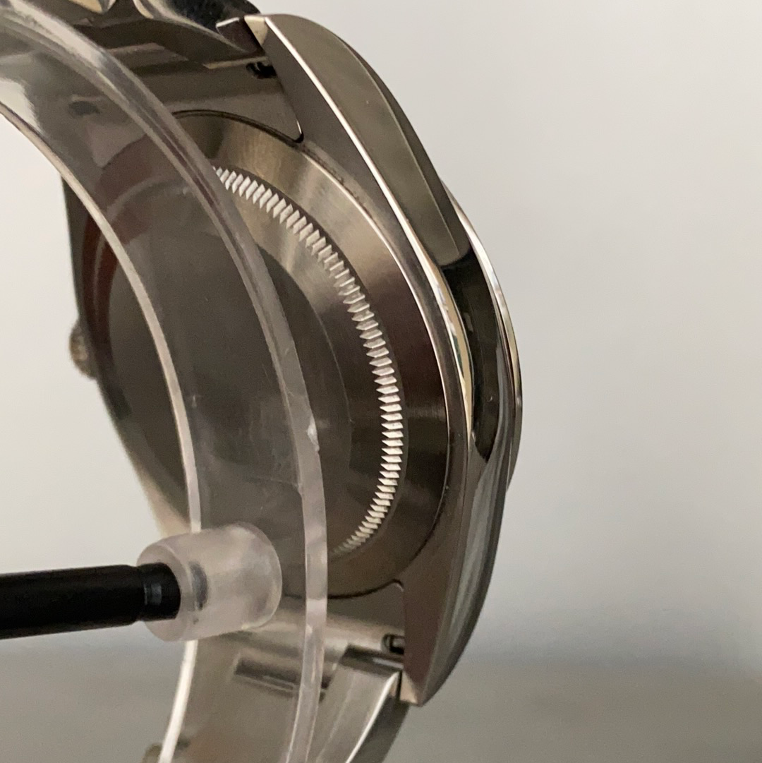 Rolex Explorer 39mm.