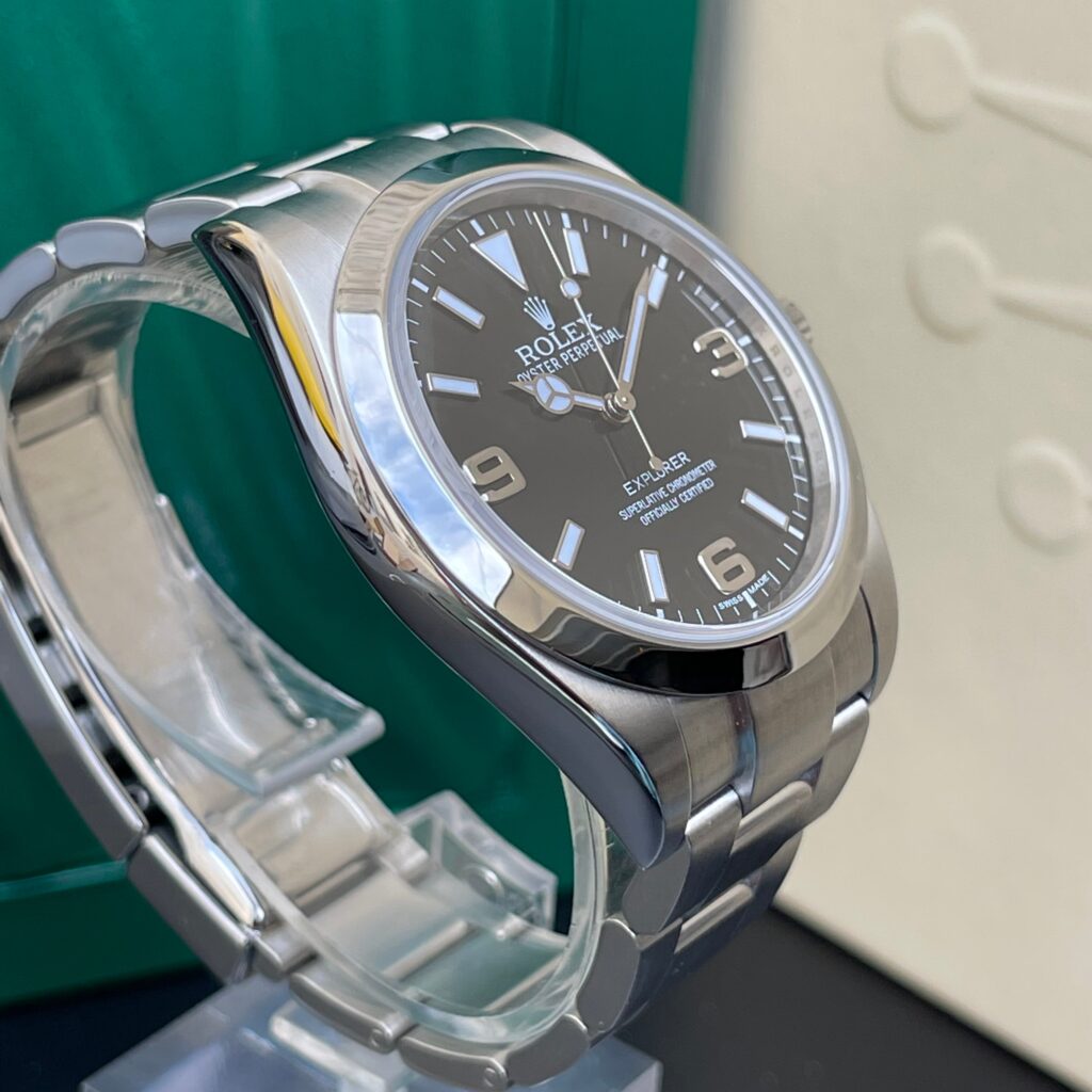 Rolex Explorer 39mm..