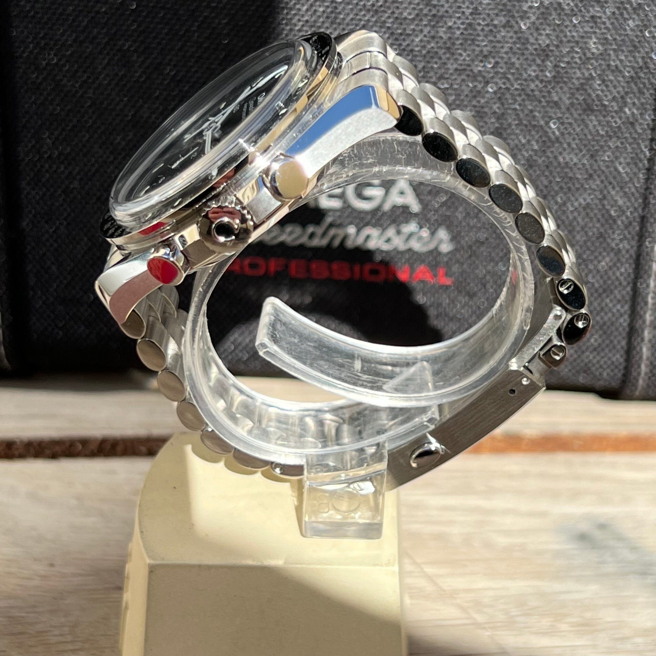 Omega Speedmaster Professional Co-Axial-.