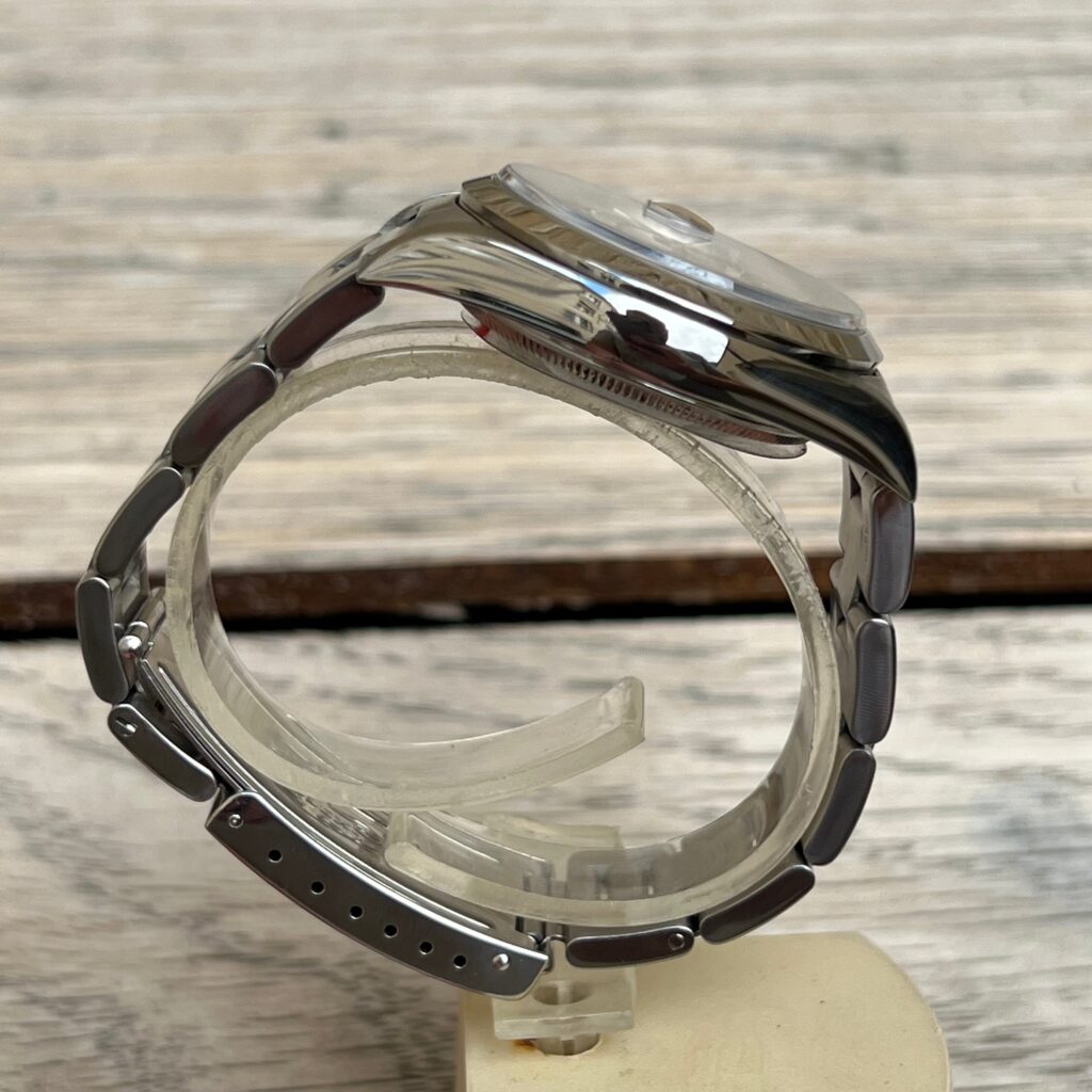 Rolex oyster Date 15200..