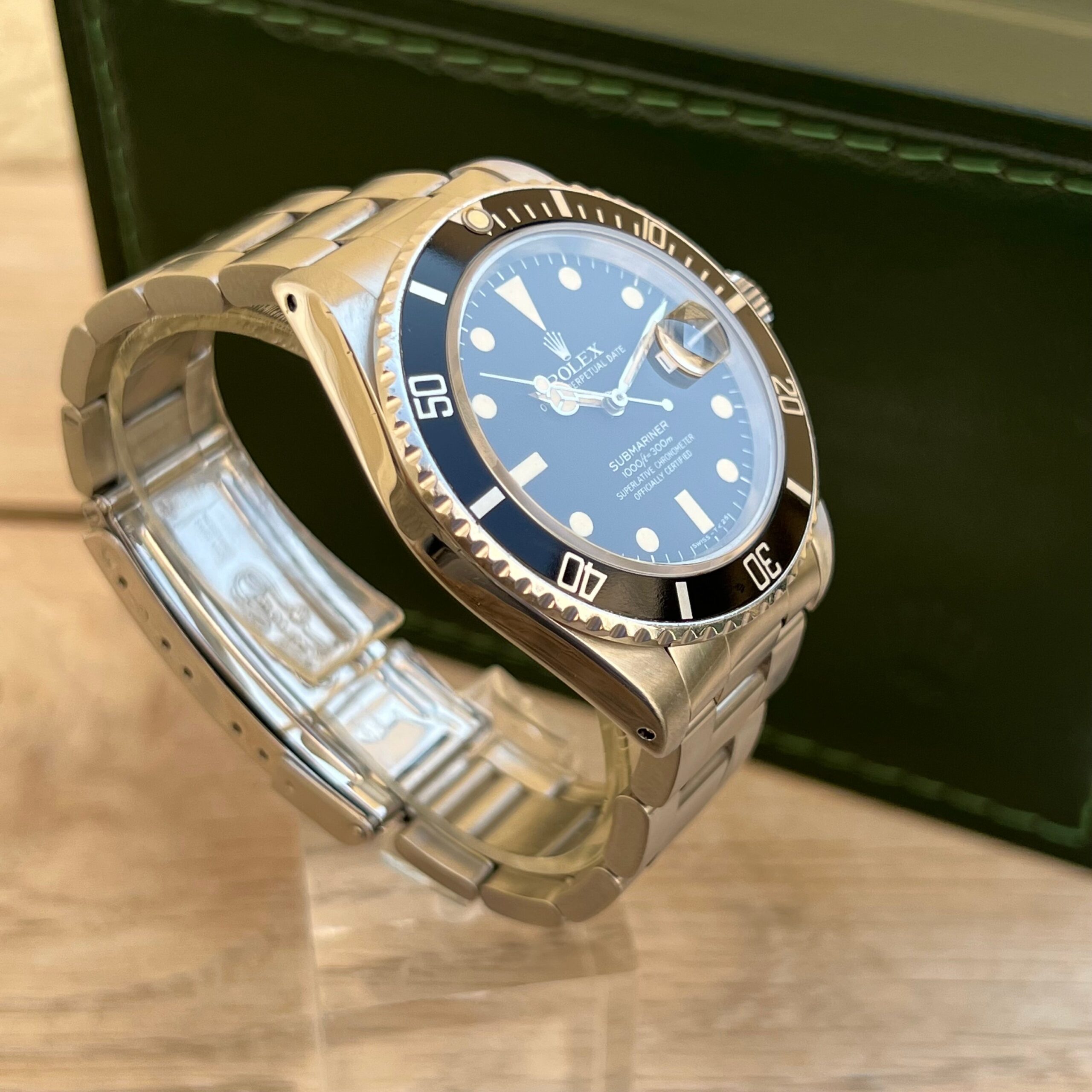 Rolex Submariner Date ref 16800..