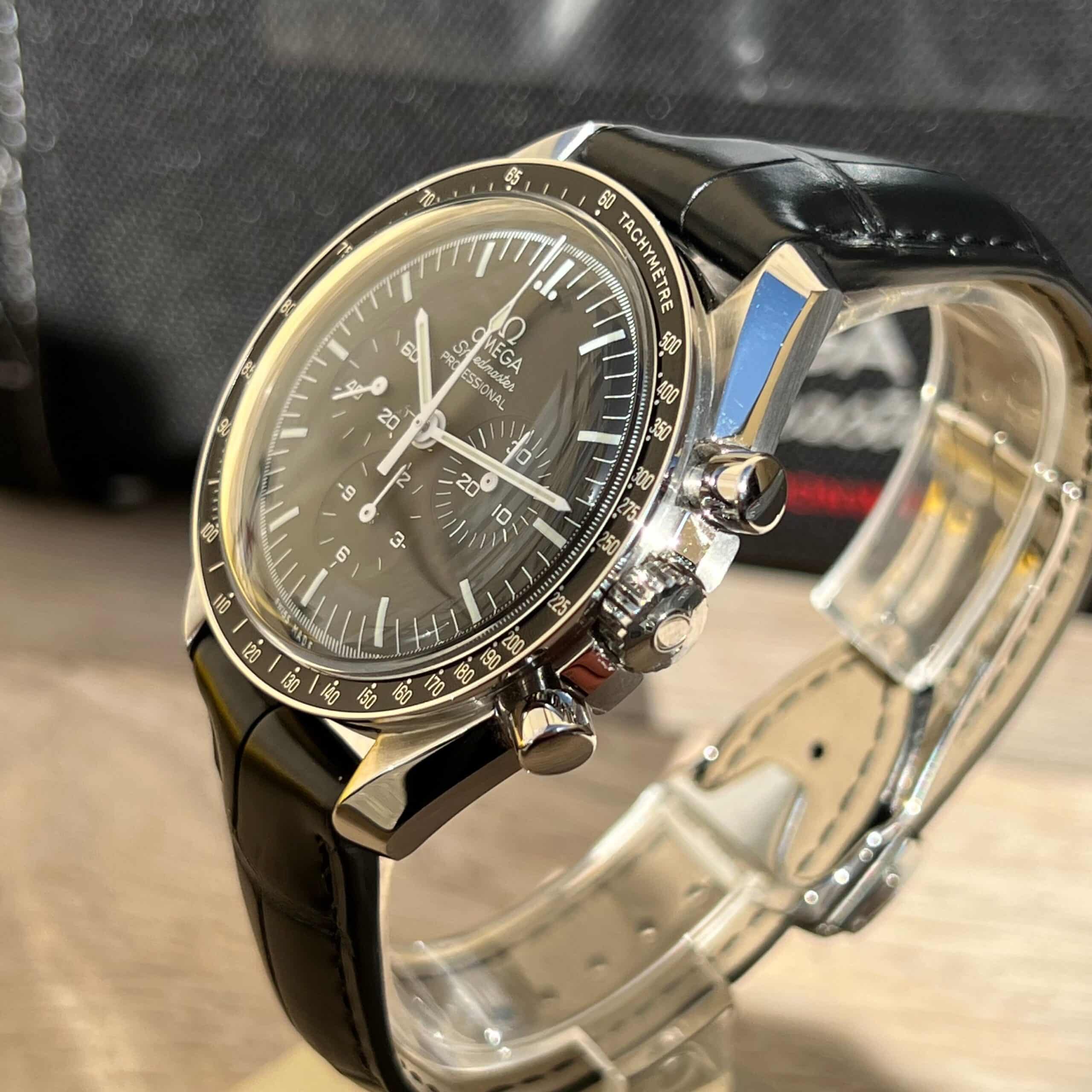Omega Speedmaster Moonwatch- Omega Speedmaster Moonwatch-.