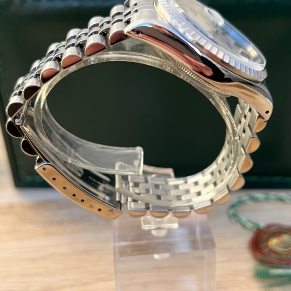 Rolex Datejust 16220.