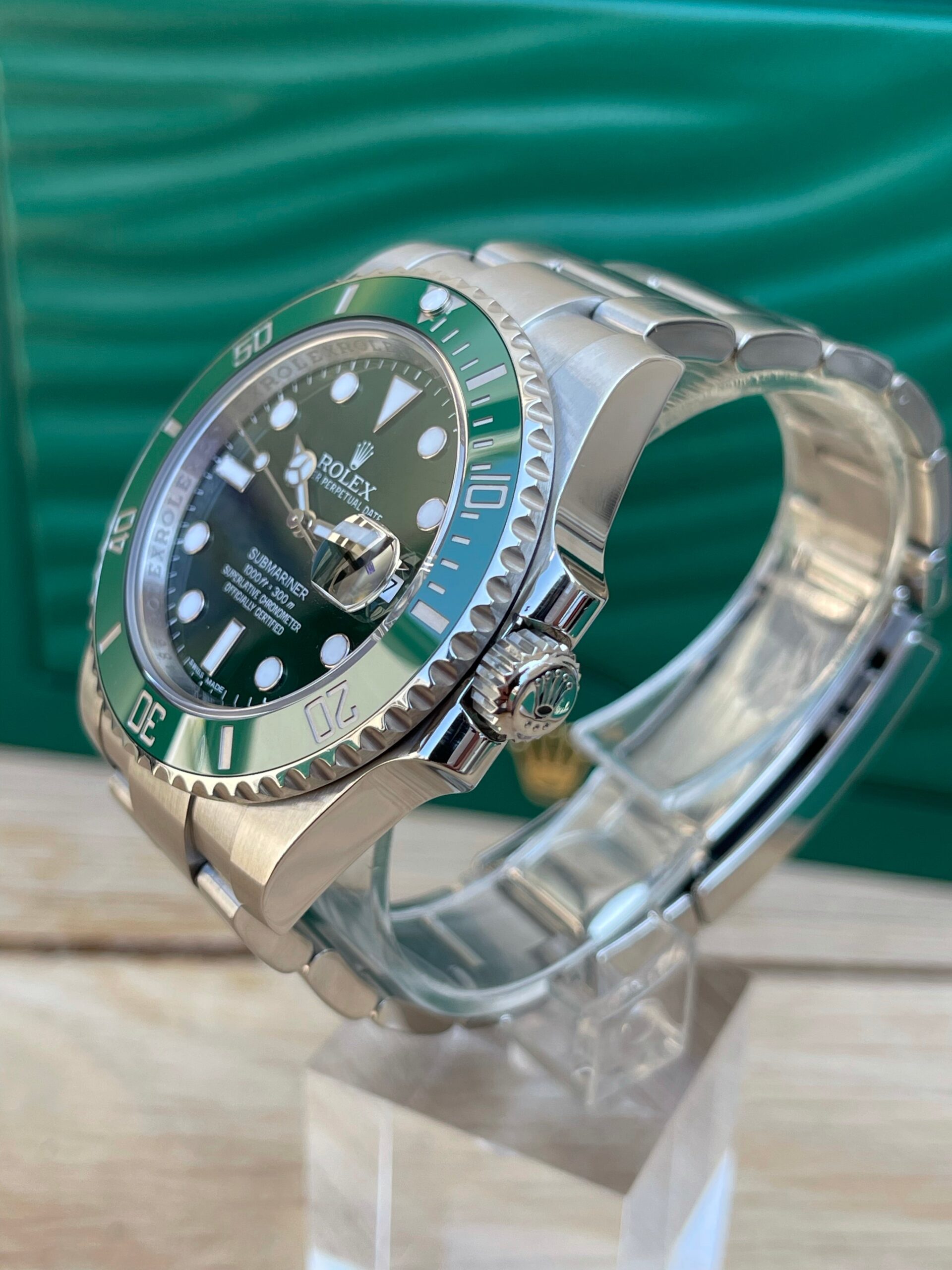 Rolex Submariner Date 116610LV..