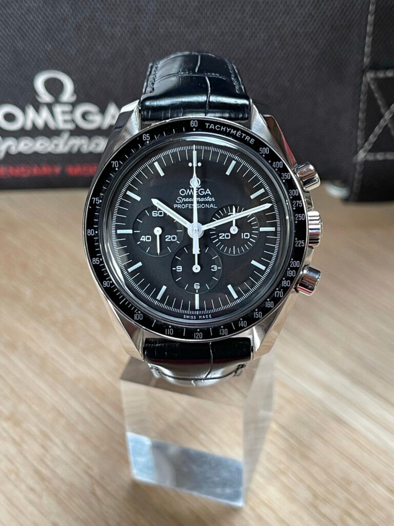 Omega Speedmaster Moonwatch-.