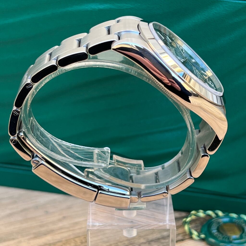 Rolex Explorer 39mm MK2-.