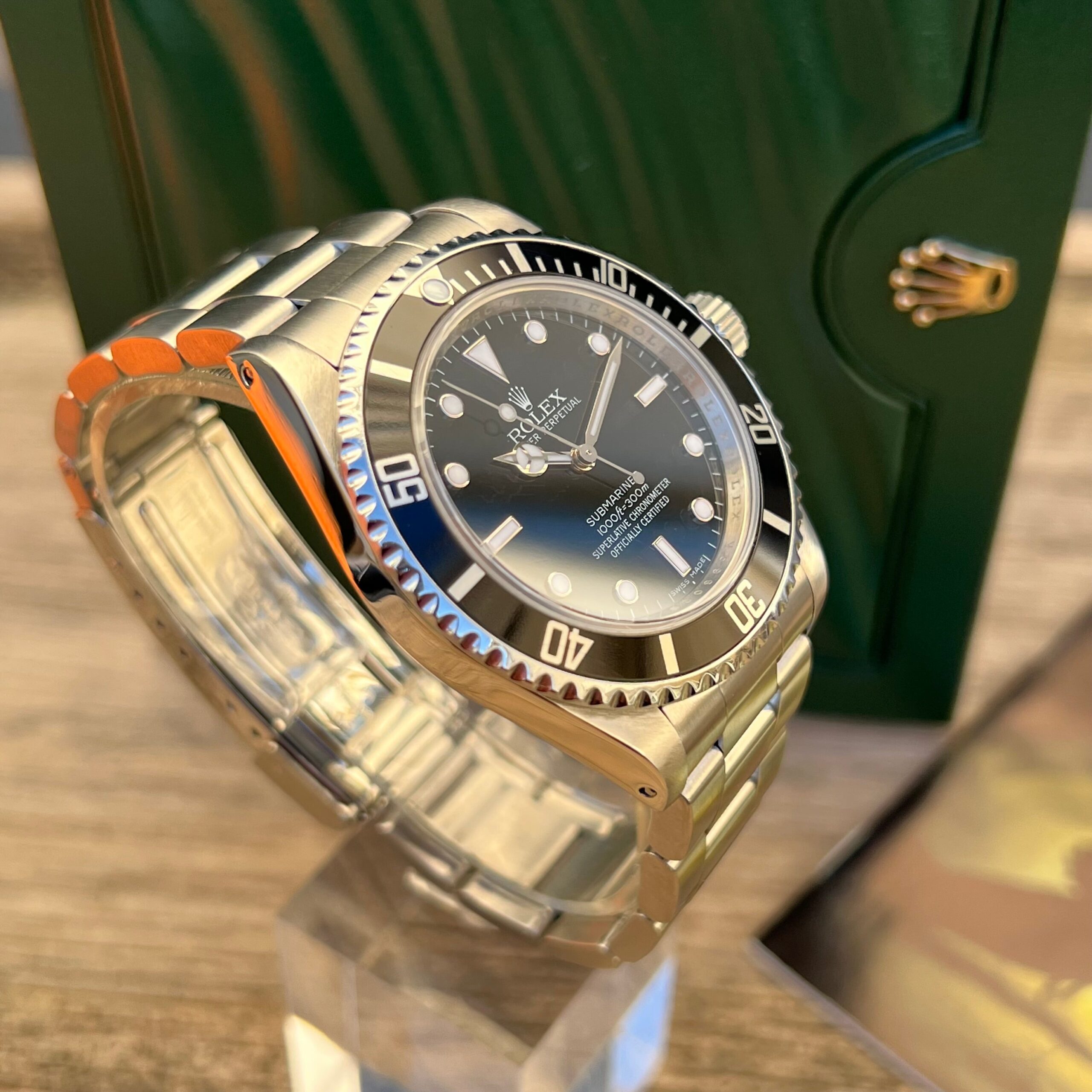 Rolex Submariner no-date 14060M Cosc-.