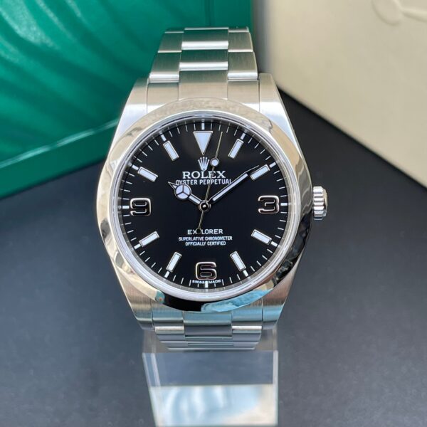 Rolex Explorer 39mm.