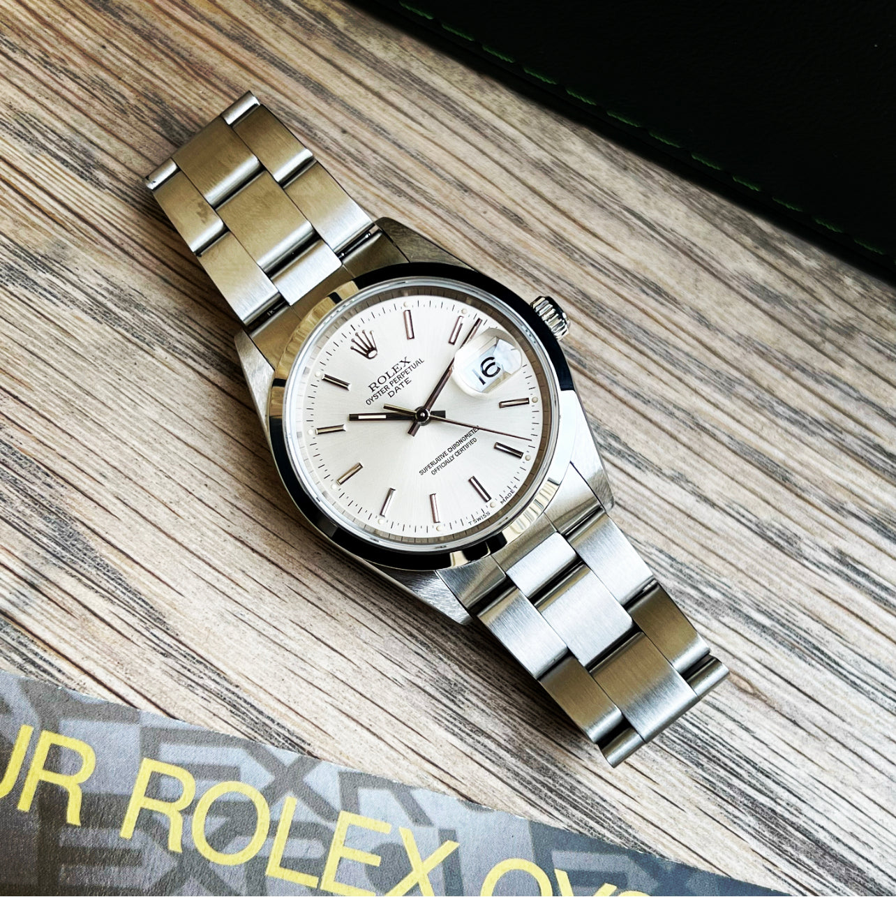 Rolex oyster Date 15200.